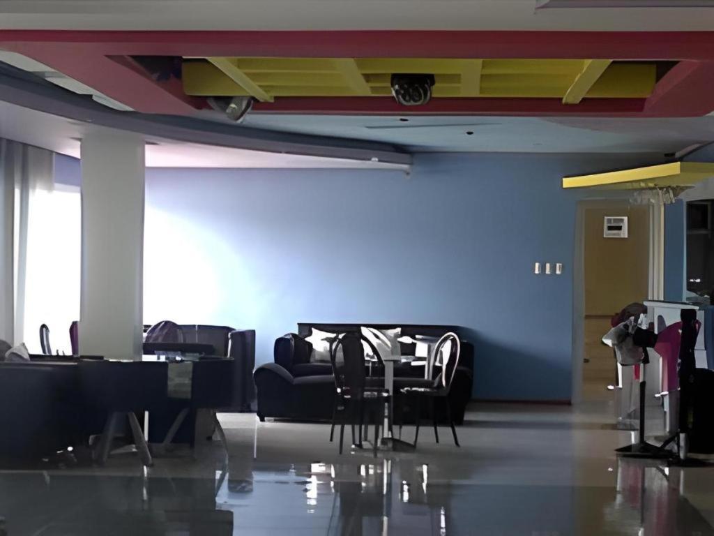 Regal Plaza Hotel Nabua Extérieur photo